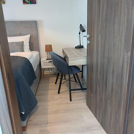 Pe-Ki Lux Apartman Секешфехервар Экстерьер фото