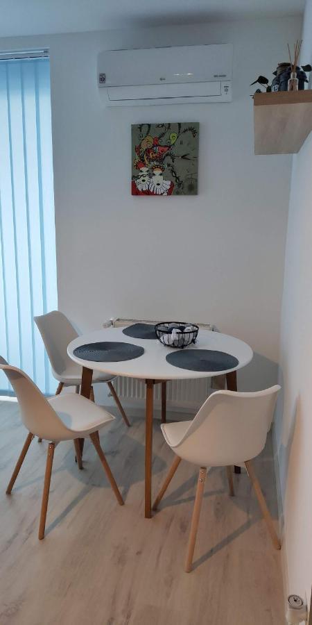 Pe-Ki Lux Apartman Секешфехервар Экстерьер фото